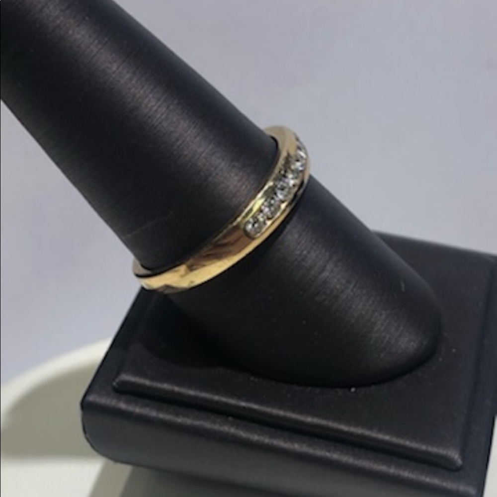 Sabrina Diamond Yellow Gold Ring